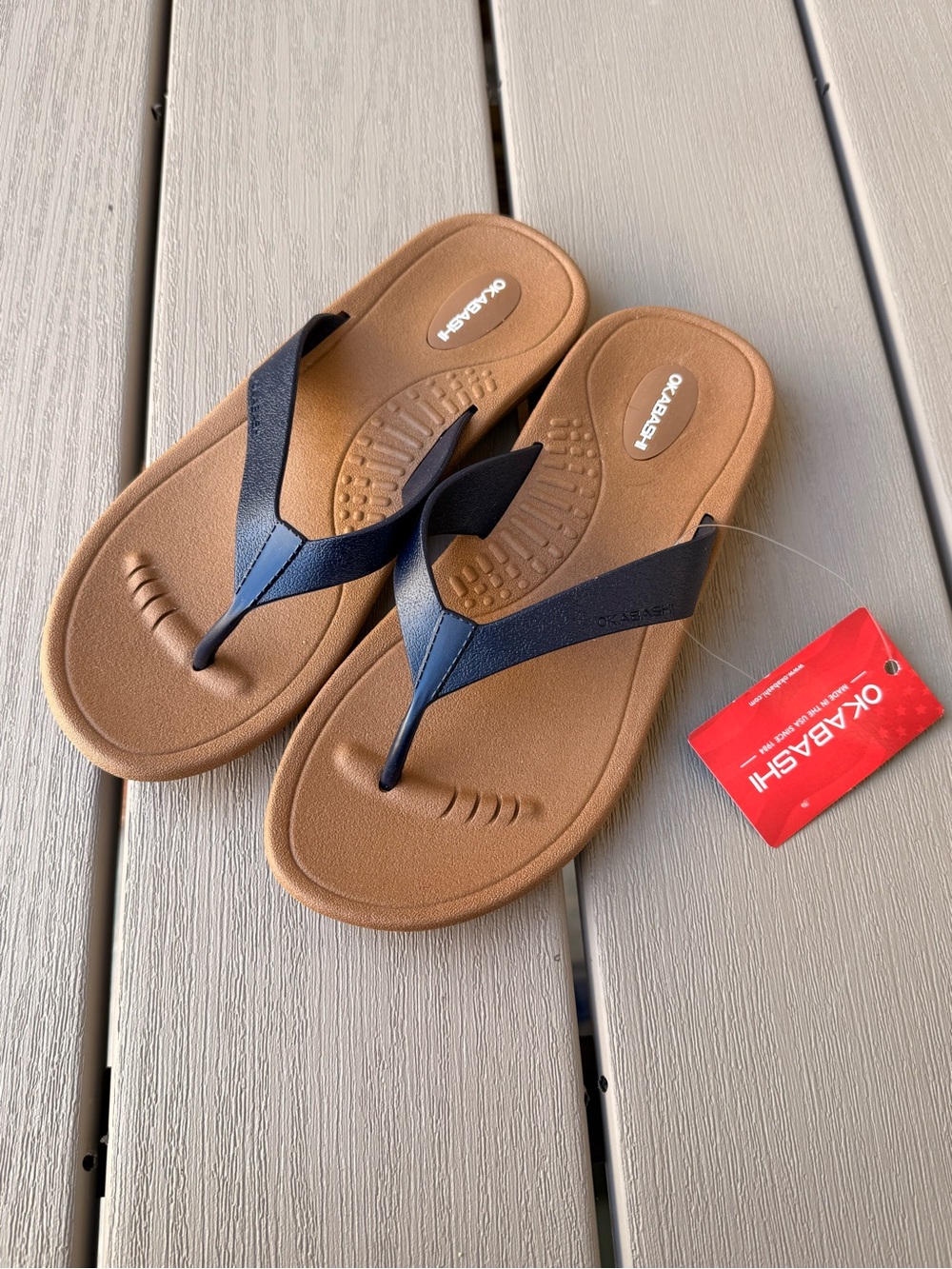 Okabashi Breeze Toffee Navy Flip Flops Women 6.5-7.5 M NWT